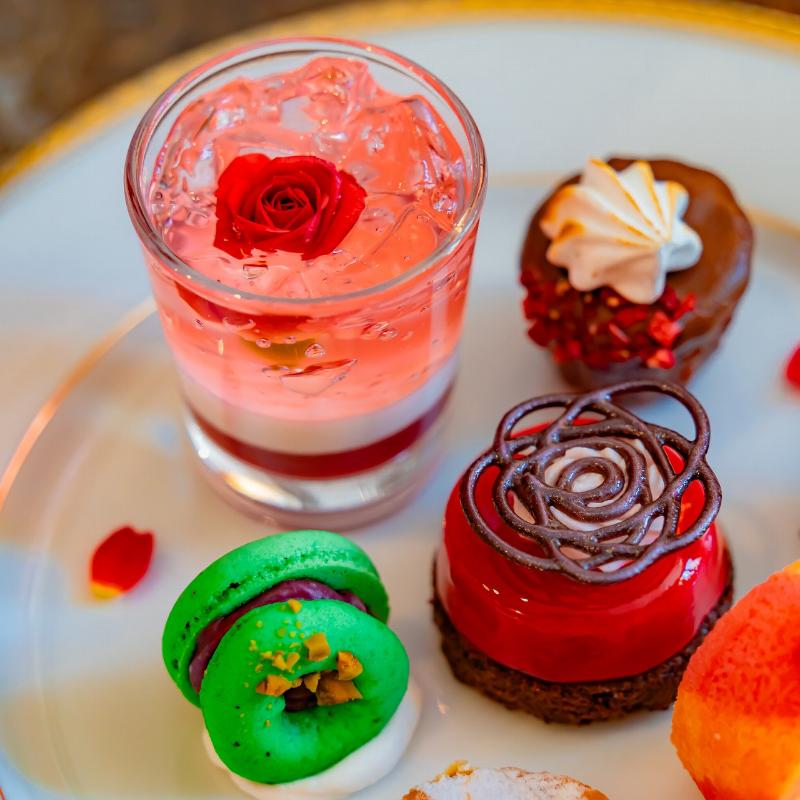 ロビーラウンジ　ラ・テラス／ホテルニューグランドの薔薇のアフタヌーンティーのスイーツ追加2画像