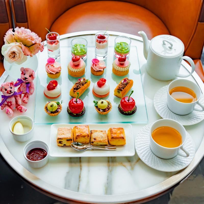 TeaDropTimeサブ管理者のチェリー＆ローズ アフタヌーンティー “ラ・フルール”画像