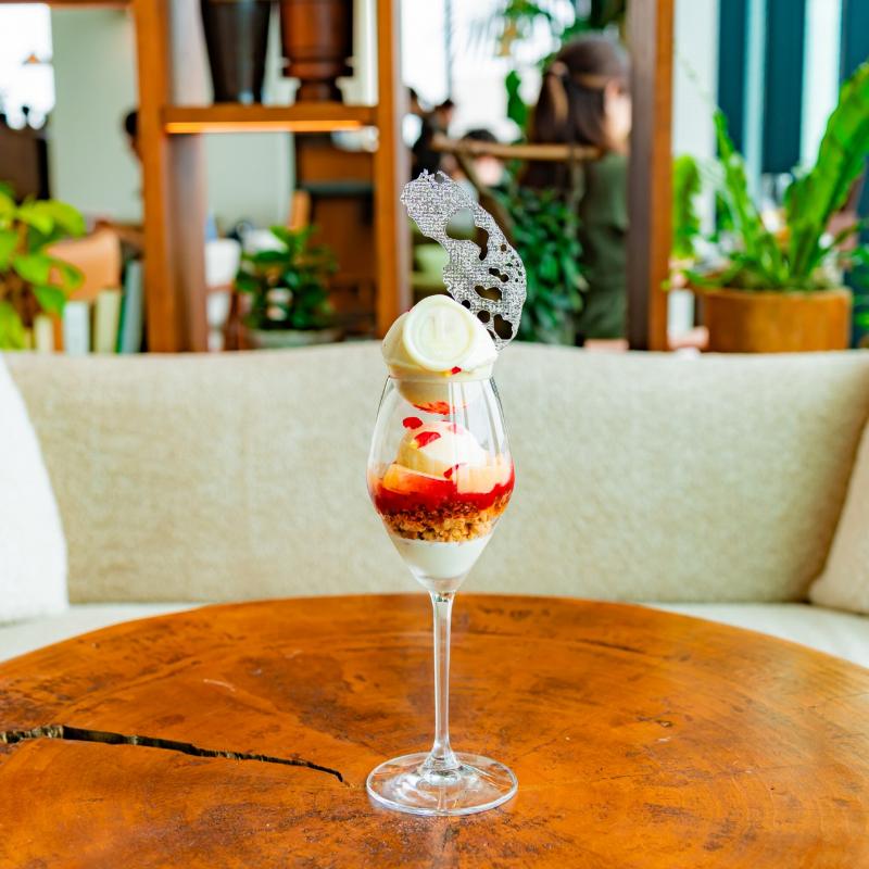 NiNi／1 Hotel TokyoのLa Belle Vie Afternoon Tea ～桃のアフタヌーンティー～のあとがき2画像