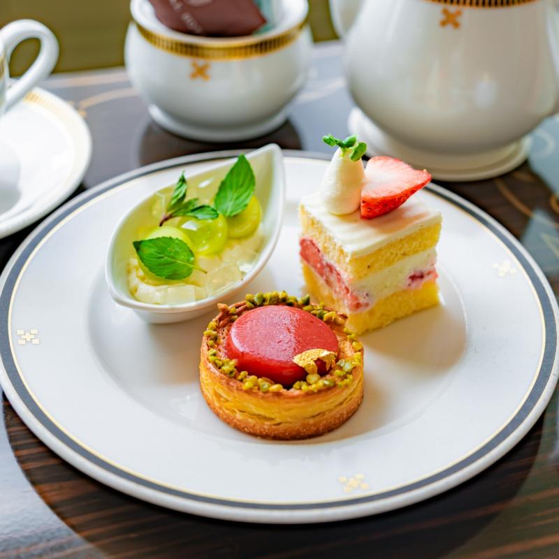 インペリアルラウンジ アクア／帝国ホテルのBritish Summer Afternoon Tea ~Summer Retreat~のスイーツ画像