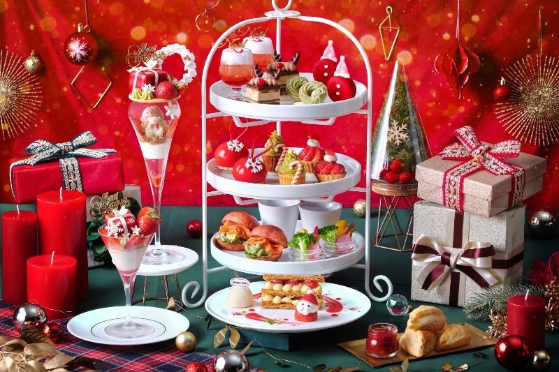 真っ赤ないちごのクリスマスアフタヌーンティーの画像1