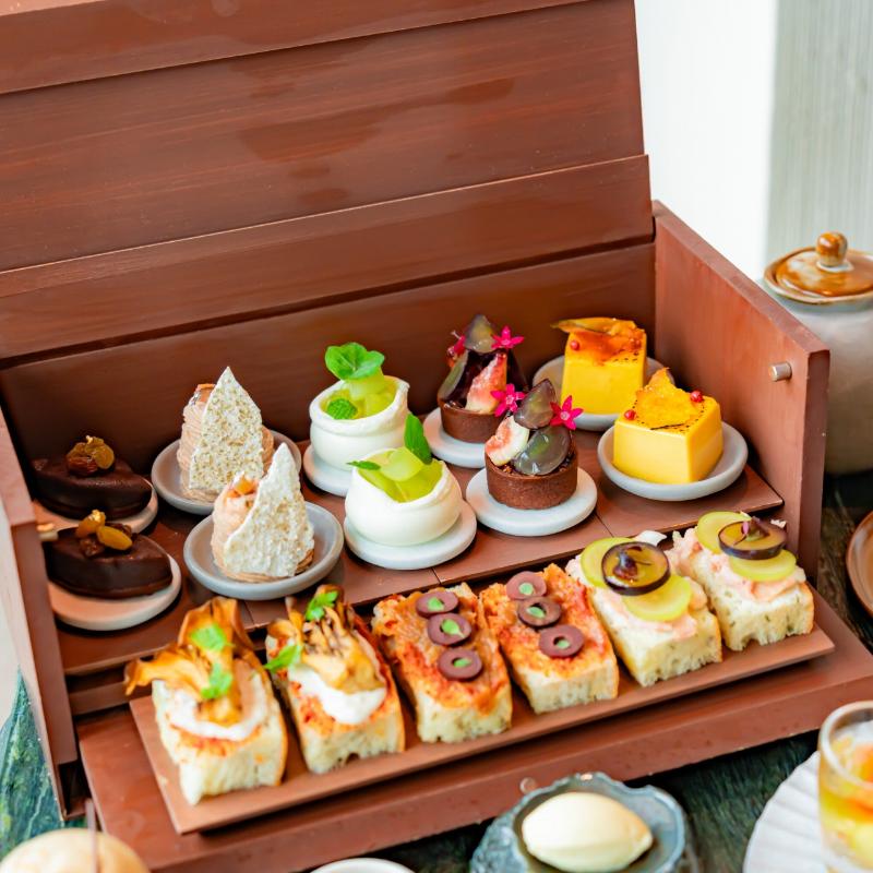 NiNi／1 Hotel TokyoのLa Belle Vie Afternoon Tea ～秋のハーベストアフタヌーンティー～のスタンド1段目画像