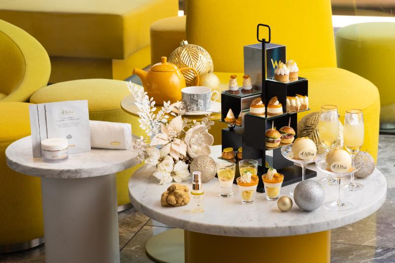 The Golden Glow Afternoon Tea の画像1