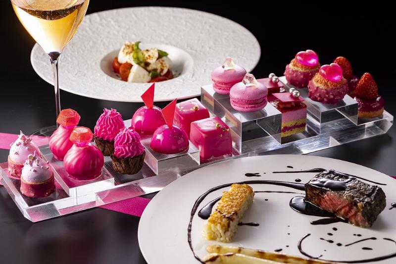 欲張りなあなたのためのご褒美ディナー "ALL for ME “ オールピンクのハッピーでいちご尽くしのスイーツの画像2