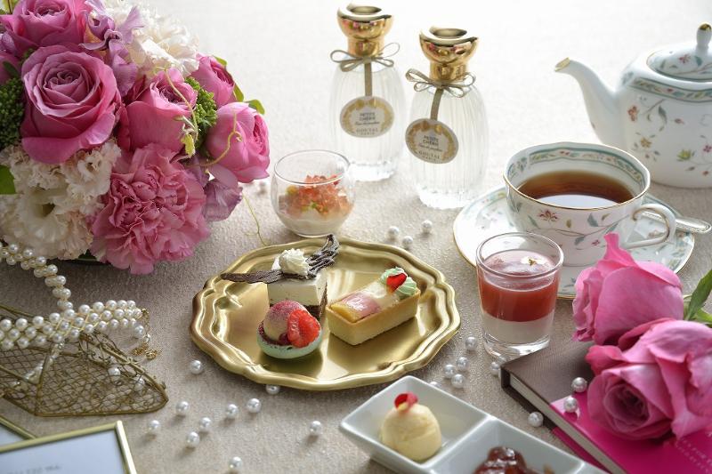 TeaDropTime管理者のGOUTAL 洋梨＆ローズアフタヌーンティー ～プチシェリー 25th Anniversary～画像2