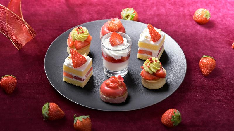 Winter Strawberry Afternoon Teaの画像2