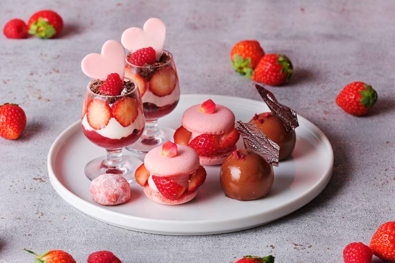 真っ赤ないちごづくしのアフタヌーンティーの画像2