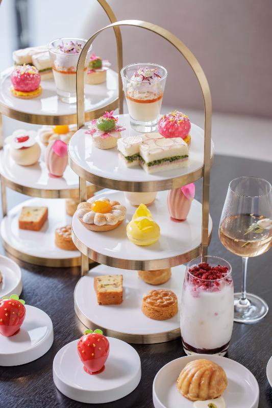 ウィンターストロベリーアフタヌーンティーの画像2