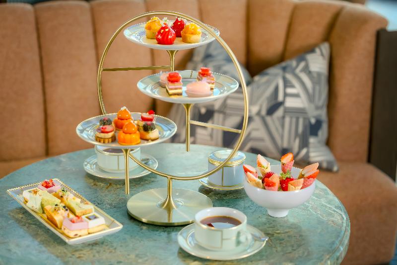 エレガンス・イン・ストロベリーブルームの画像2