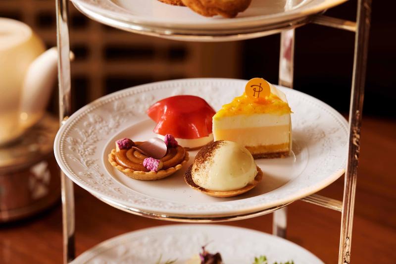  ピエール・エルメ・パリのアフタヌーンティーセットの画像2