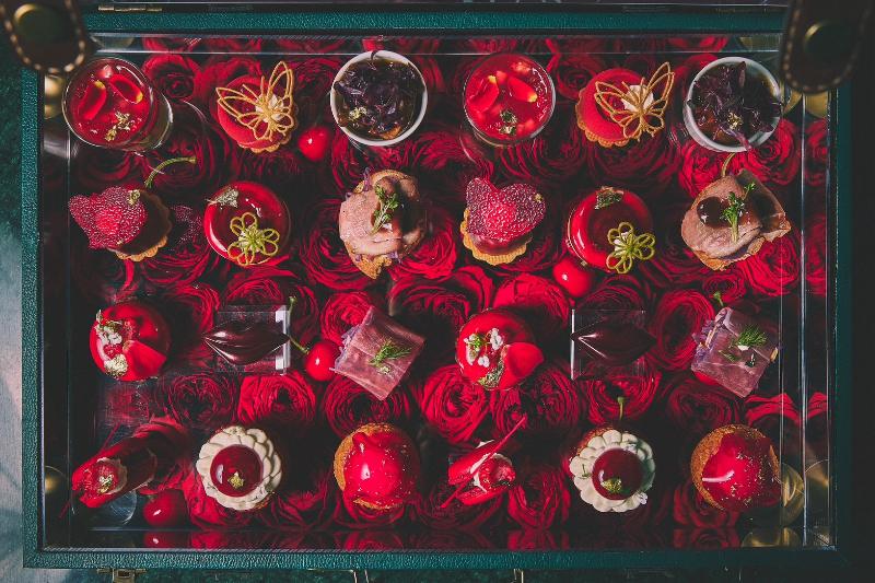 トランク型 Constellation. “Cherry Coded” Afternoon Tea ― 赤は、甘さだけの色ではない ―の画像2