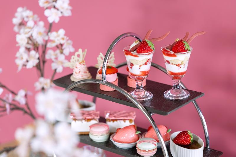 Quattro Strawberry Afternoon Tea Set ～春めくストロベリー～の画像2