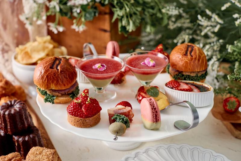 あまおう苺とピスタチオのアフタヌーンティーの画像2