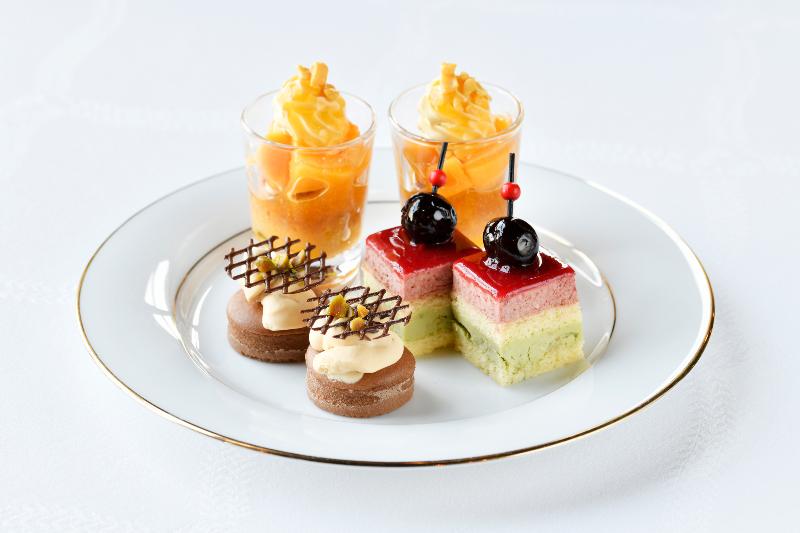 初夏のフェニックスアフタヌーンティーの画像2