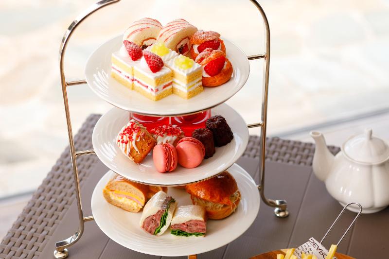 プールサイドアフタヌーンティーセットの画像2