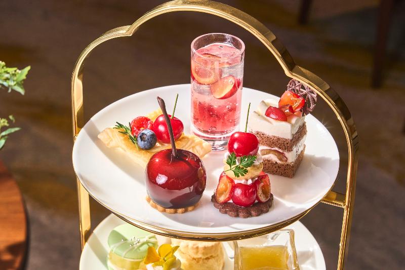 クラウンメロンと佐藤錦のアフタヌーンティーの画像2