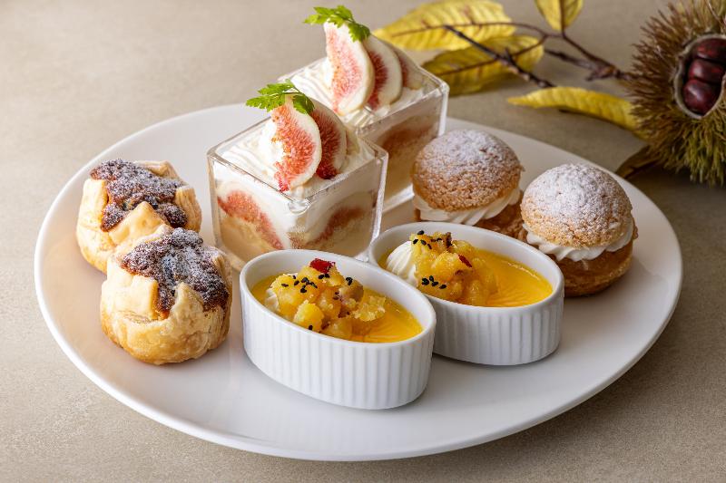 秋の味覚とチョコレートのアフタヌーンティーの画像2