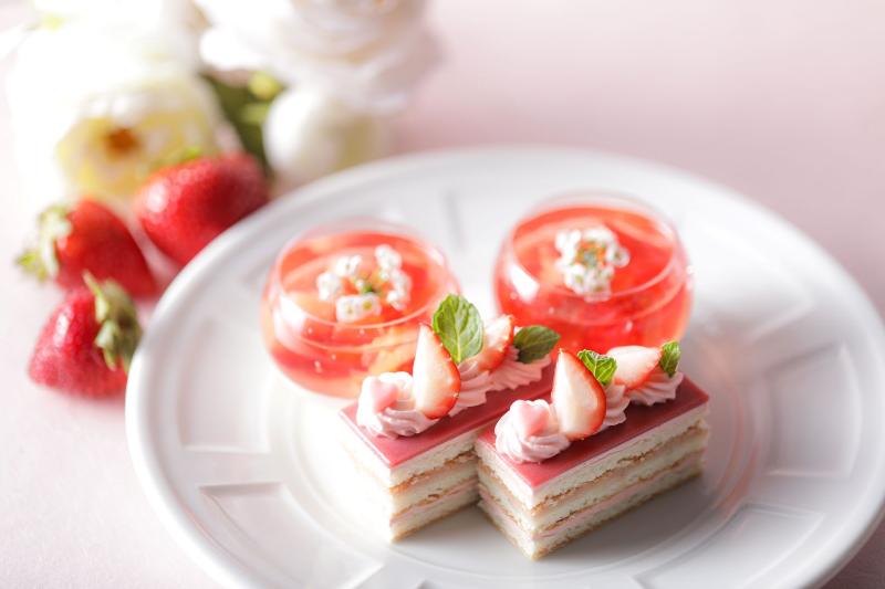 いちごの季節到来！“ピンクカラー”が最高にキュートなプリンセススイーツに心ときめく！の画像3