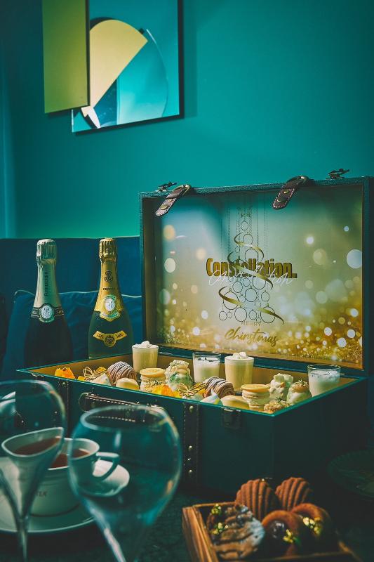 トランク型 Constellation. Afternoon Tea “Cristal Noël” ― 白と黄金の聖夜讃歌 ―の画像3