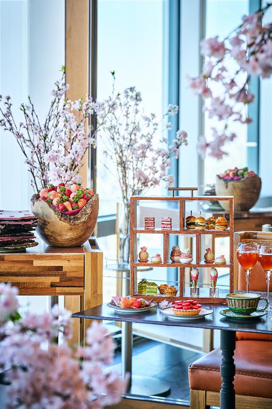 桜ストロベリーアフタヌーンティの画像3