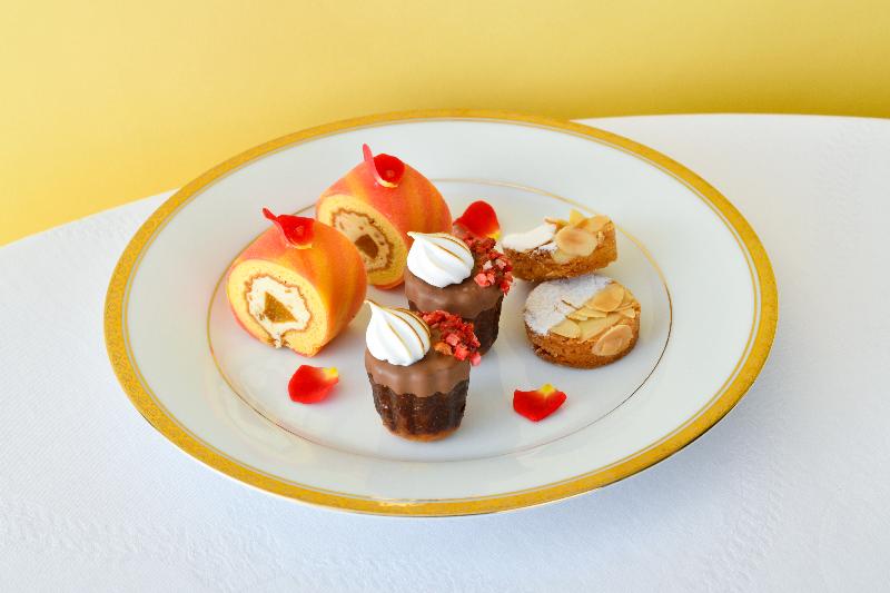 薔薇のアフタヌーンティーの画像3