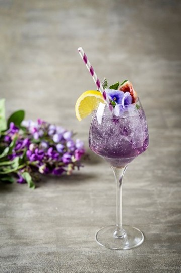 無花果とライラックのアフタヌーンティーの画像3