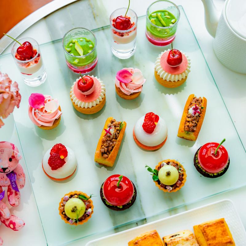 TeaDropTimeサブ管理者のチェリー＆ローズ アフタヌーンティー “ラ・フルール”画像