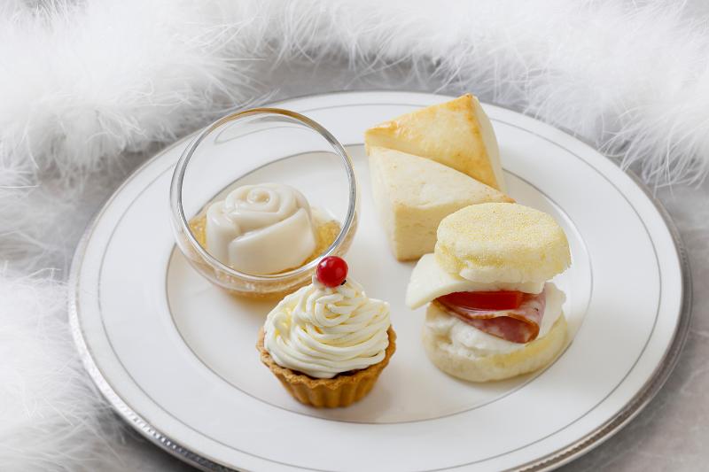 ホワイトアフタヌーンティーセットの画像4