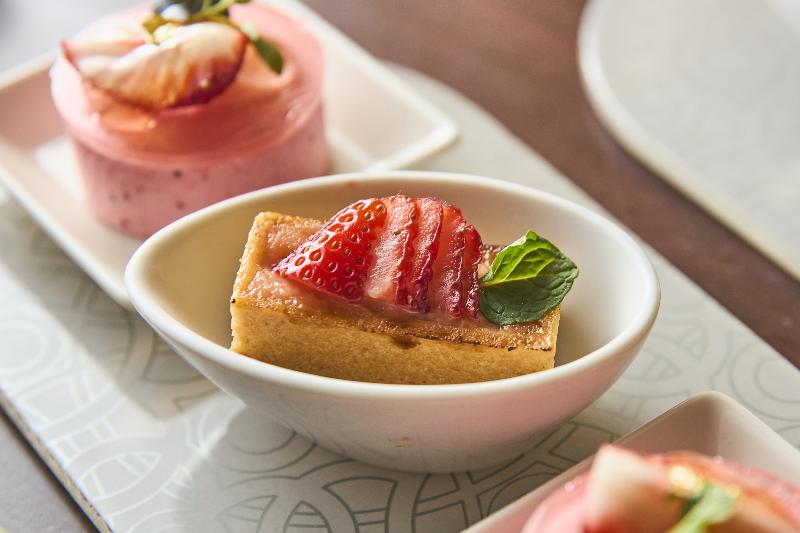 苺づくしの贅沢アフタヌーンティーの画像4