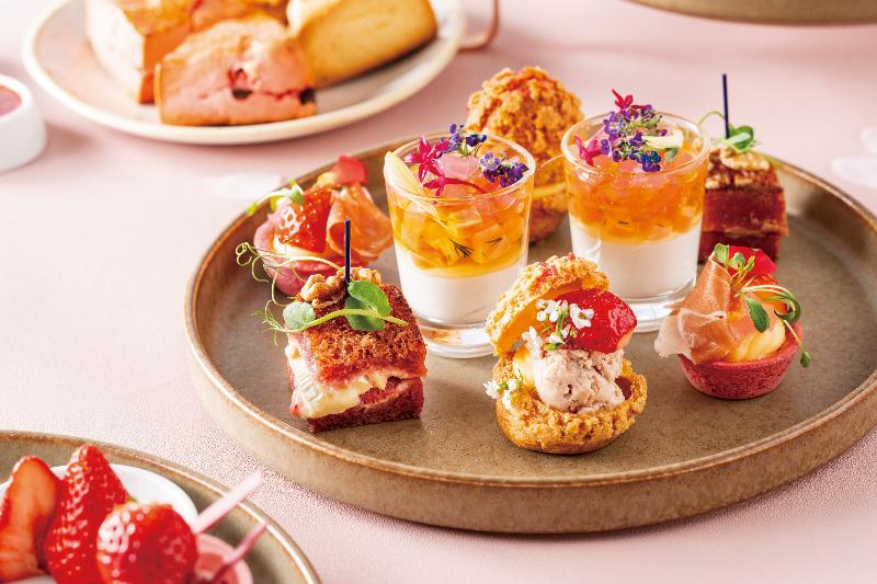 こだわり苺の桜アフタヌーンティー 〜あまりん＆かおりん〜の画像4