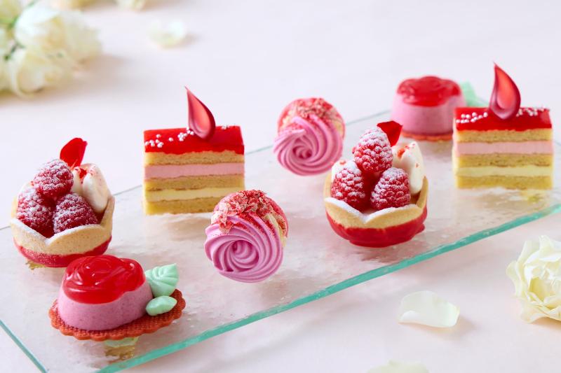 バラとアフタヌーンティーの画像4