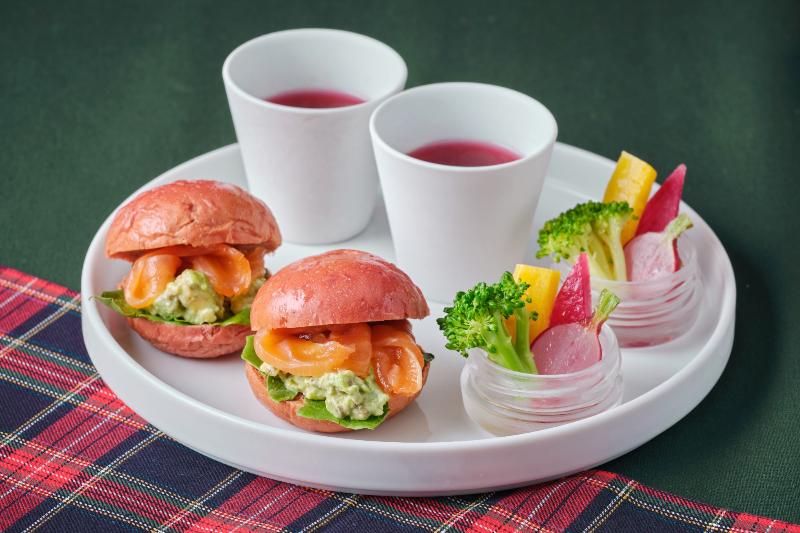 真っ赤ないちごのクリスマスアフタヌーンティーの画像4